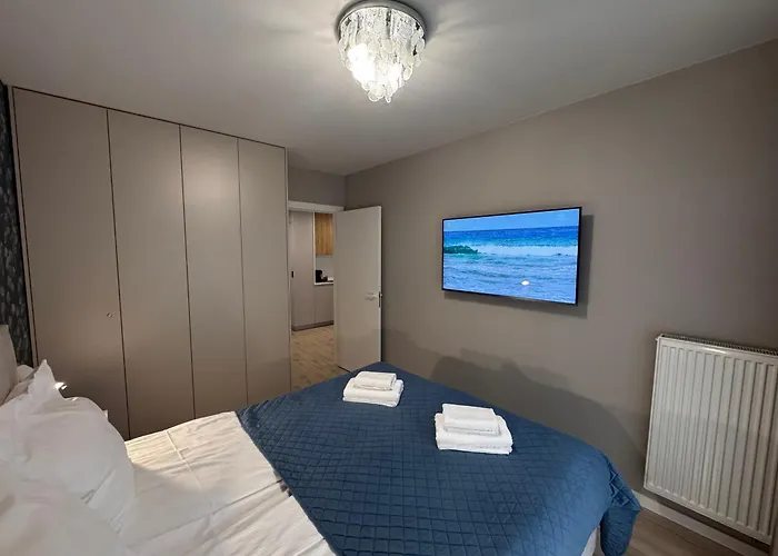Apartment Whiteblue Garden & Sauna & Fitness